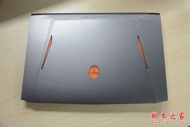 雷神ST-Plus游戲本值得買嗎？雷神ST-Plus游戲本開箱評測圖賞