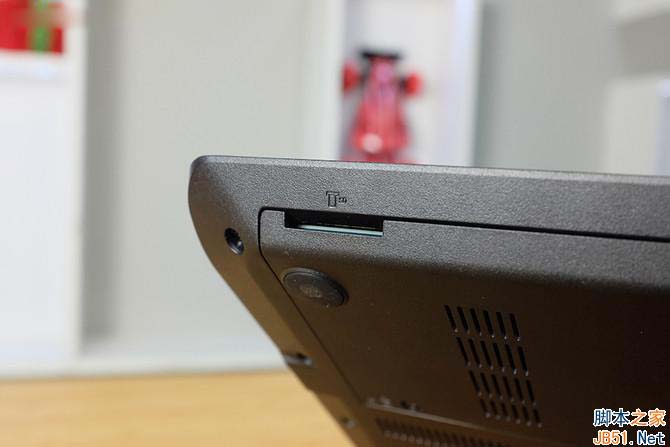 ThinkPad E575細節解析