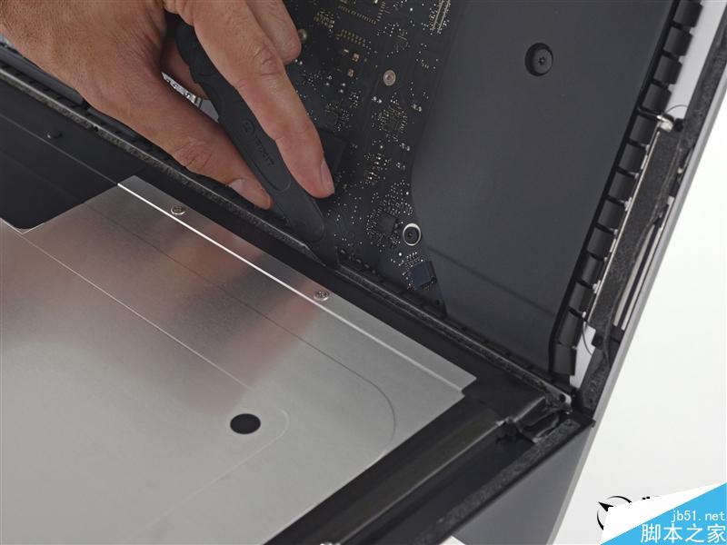 4K 21.5寸iMac完全拆解：終極大悲劇！