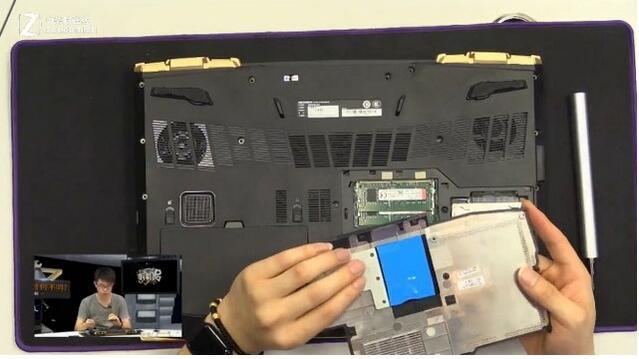 械革命深海泰坦X7Ti-S拆解評測