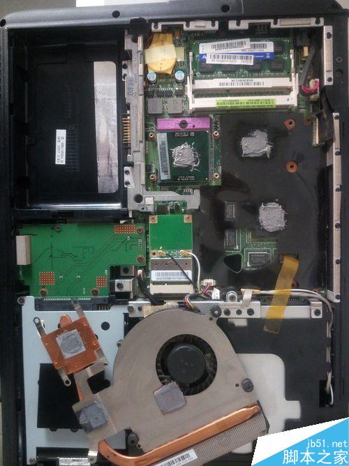 華碩K401筆記本清灰