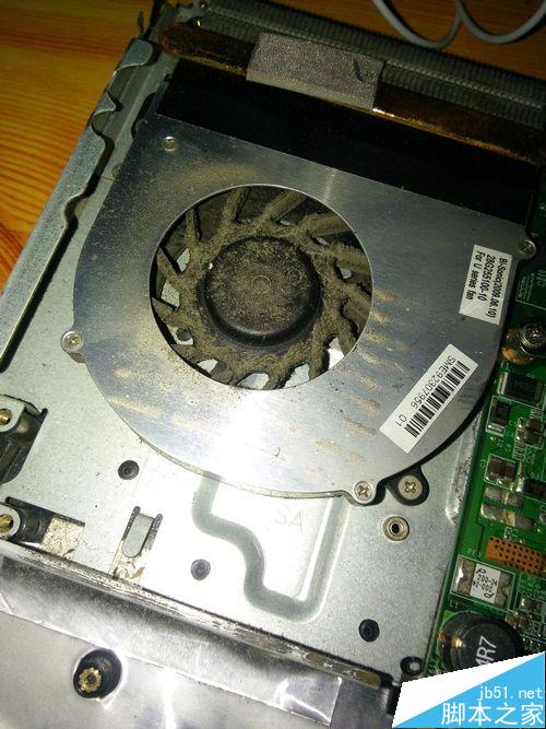 神州天運F4300拆機清灰