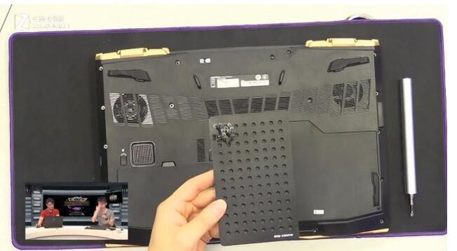 械革命深海泰坦X7Ti-S拆解評測