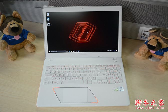 三星玄龍騎士值得買嗎？三星首款游戲本玄龍騎士全面詳細評測圖解