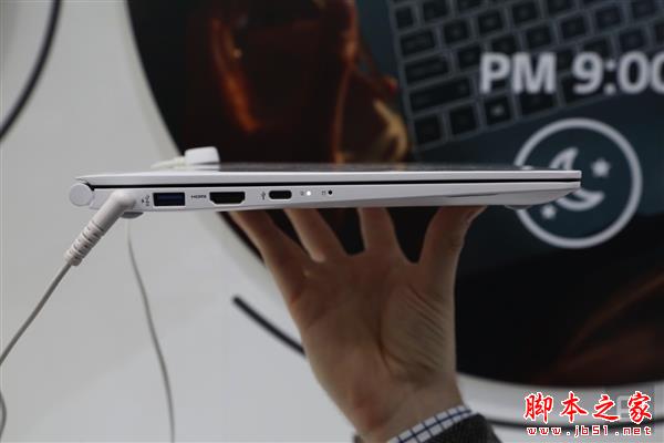 LG全球最輕14寸超極本首發:不到1公斤 續航逆天