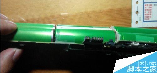 筆記本電腦電池拆卸