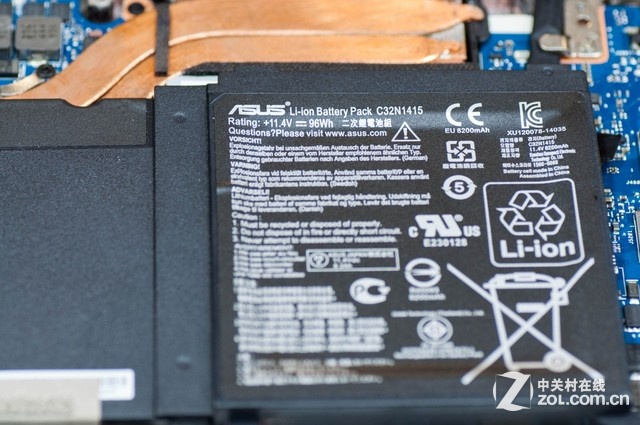 全金屬4K輕薄款 華碩UX501拆解圖賞