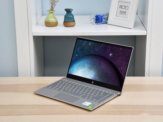 45分鐘充入50%？實測惠普ENVY 13快充 