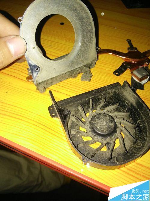 神州天運F4300拆機清灰