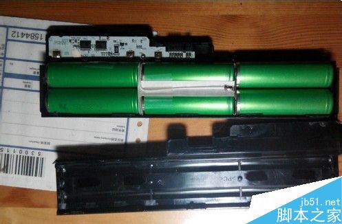 筆記本電腦電池拆卸