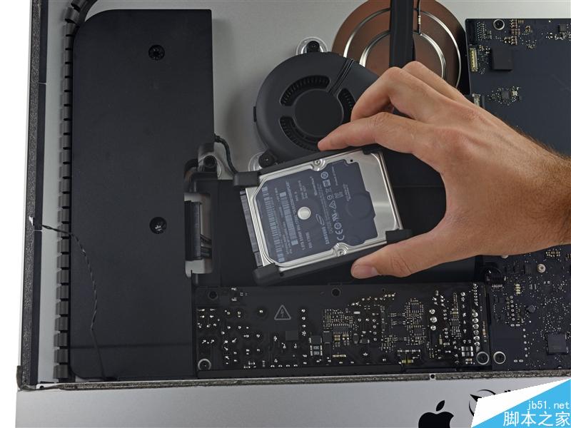 4K 21.5寸iMac完全拆解：終極大悲劇！