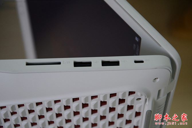 三星玄龍騎士值得買嗎？三星首款游戲本玄龍騎士全面詳細評測圖解