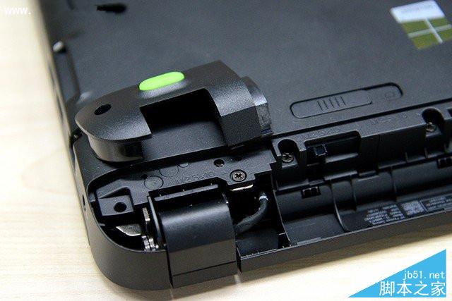 惠普WASD暗影精靈拆電池、內存、硬盤