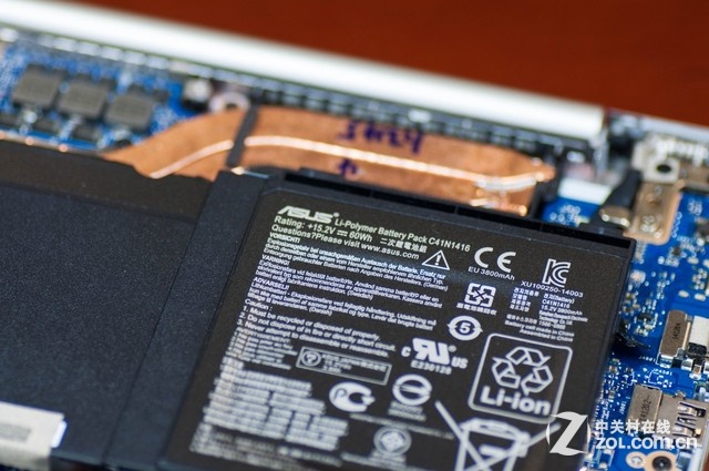 全金屬4K輕薄款 華碩UX501拆解圖賞