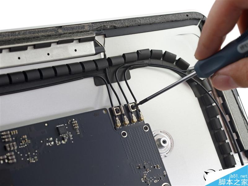 4K 21.5寸iMac完全拆解：終極大悲劇！