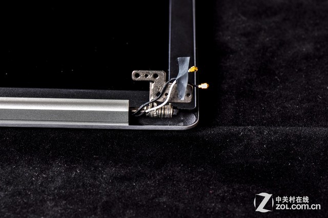 華碩UX501全面拆解 