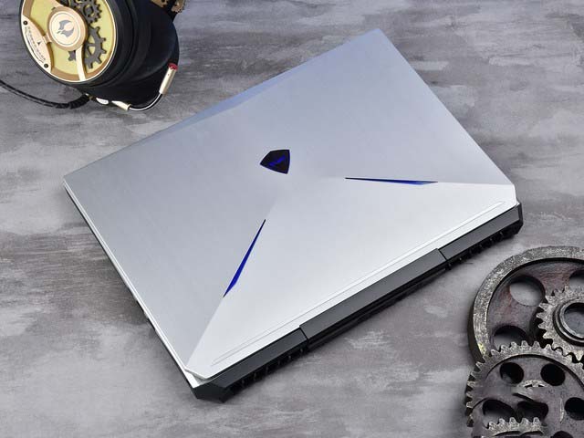 i7-10750H+RTX 2060 機械師F117-V評測 