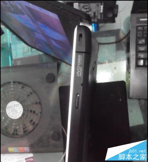 筆記本光驅(qū)彈不出來怎么辦