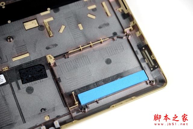 戴爾造夢5000輕便版內(nèi)部做工怎么樣？戴爾造夢5000輕裝版拆解評測