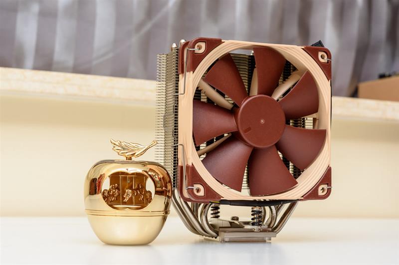 今年裝機該選誰？六款中高端CPU混戰(zhàn)：AMD全方位壓制Intel