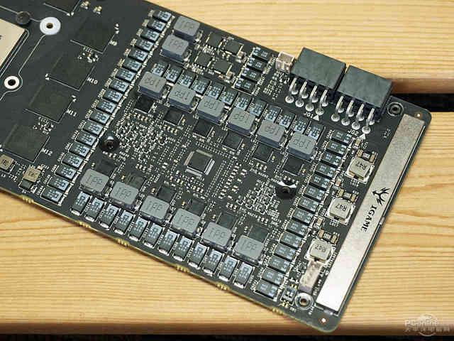 戰神實力你敢接招？七彩虹980ti TOP評測