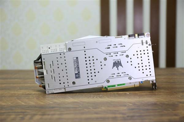 影馳GTX1080Ti名人堂限量版開箱圖賞 顏值爆表！