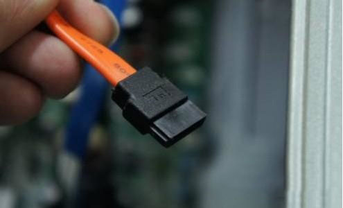 SSD怎么安裝 臺式機與筆記本安裝固態硬盤方法步驟