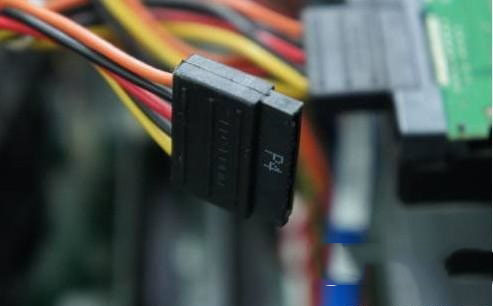 SSD怎么安裝 臺式機與筆記本安裝固態硬盤方法步驟