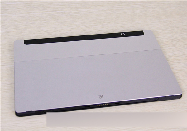 技德Remix超級平板圖賞：秒變筆記本