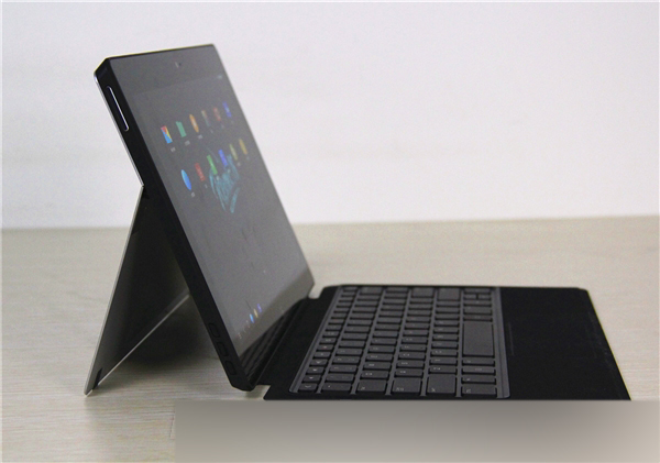 技德Remix超級平板圖賞：秒變筆記本