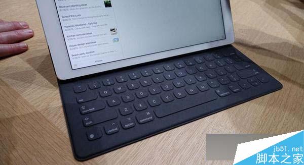 Surface Pro 4與iPad Pro哪個(gè)好？ iPad Pro和Surface Pro4對(duì)比評(píng)測(cè) 