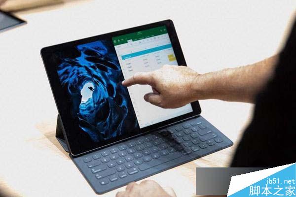 Surface Pro 4與iPad Pro哪個(gè)好？ iPad Pro和Surface Pro4對(duì)比評(píng)測(cè) 