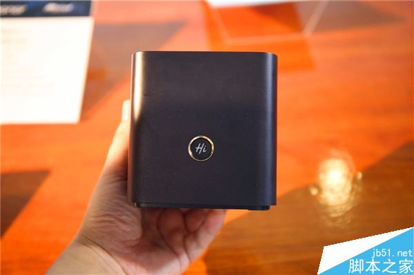 428元!榮耀路由Pro游戲版現(xiàn)場圖賞:網(wǎng)游神器