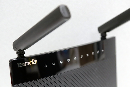 千兆網絡的最佳拍檔 騰達AC9路由器評測