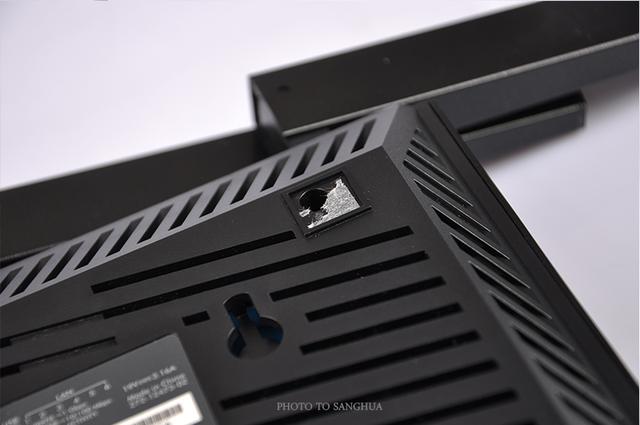 5300Mbps網件“夜鷹拆機