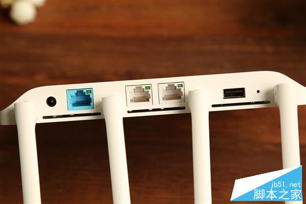 149元！小米路由器3開箱圖賞：比iPhone 6還薄