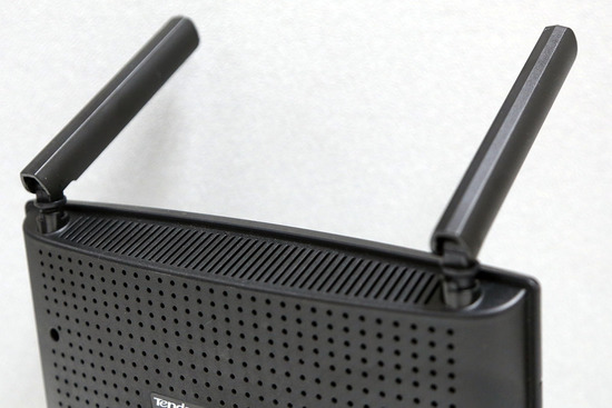 千兆網絡的最佳拍檔 騰達AC9路由器評測