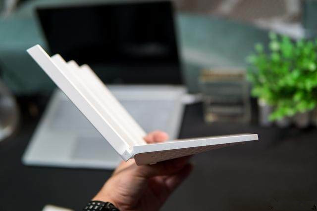 小米低調發布新品智能路由器:售價249元值不值? 小米低調發布新品智能路由器:售價249元值不值?