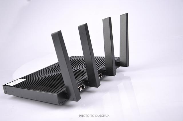 5300Mbps網件“夜鷹拆機