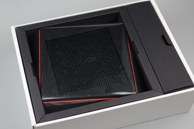 傳統路由器的噩夢，華碩八爪蜘蛛路由器