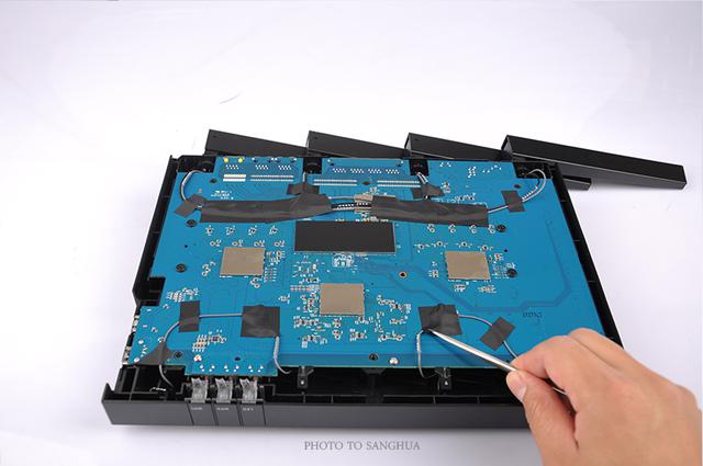 5300Mbps網件“夜鷹拆機