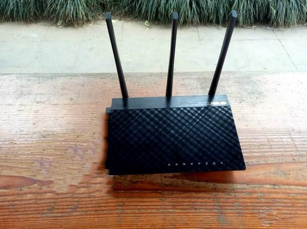 華碩路由器怎么樣?華碩雙頻無線AC1750千兆路由器評(píng)測(cè) hs5.jpg