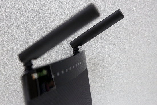 千兆網絡的最佳拍檔 騰達AC9路由器評測