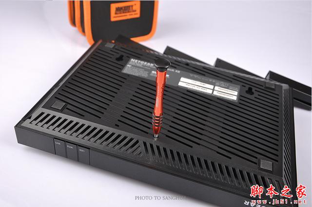 5300Mbps網件“夜鷹拆機