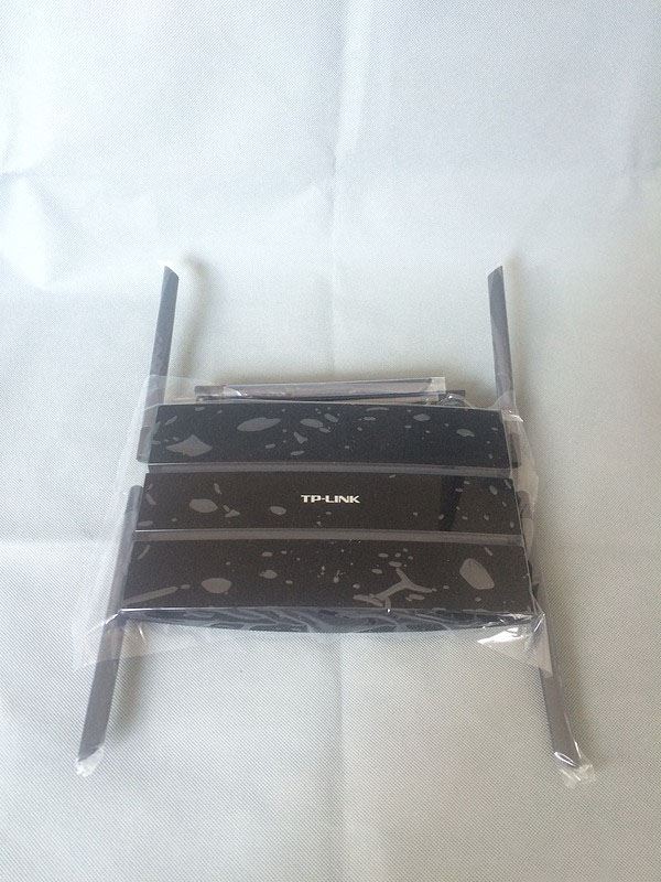 終于有了APP應用 — TP-LINK 新版 TL-WDR7500 千兆無線路由器開箱使用報告