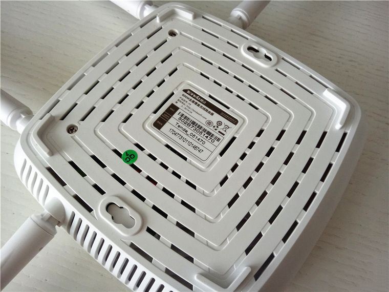 走哪都不掉線之穿墻王者——騰達F9體驗