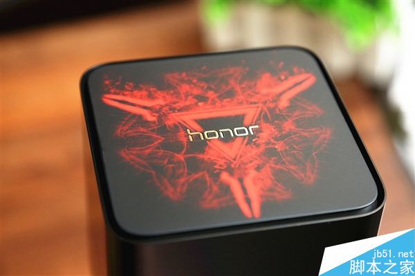 榮耀路由Pro游戲版開箱圖賞:玩CF有經驗加成