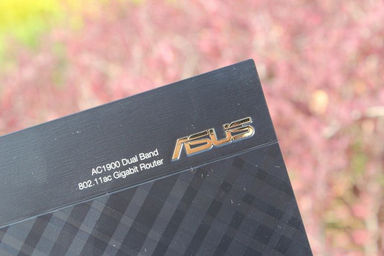 不負眾望 立式路由華碩RT-AC1900P評測