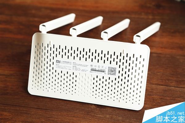 99元！小米路由器3C開箱圖賞：外置四天線
