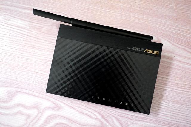 華碩 RT-AC66U B1：1750M傳輸速率中的實(shí)力派